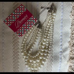 Premier designs Elizabeth necklace
